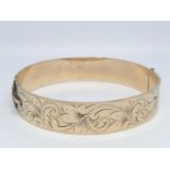 Vintage rolled gold bangle, weight 24g and 6cm width approx
