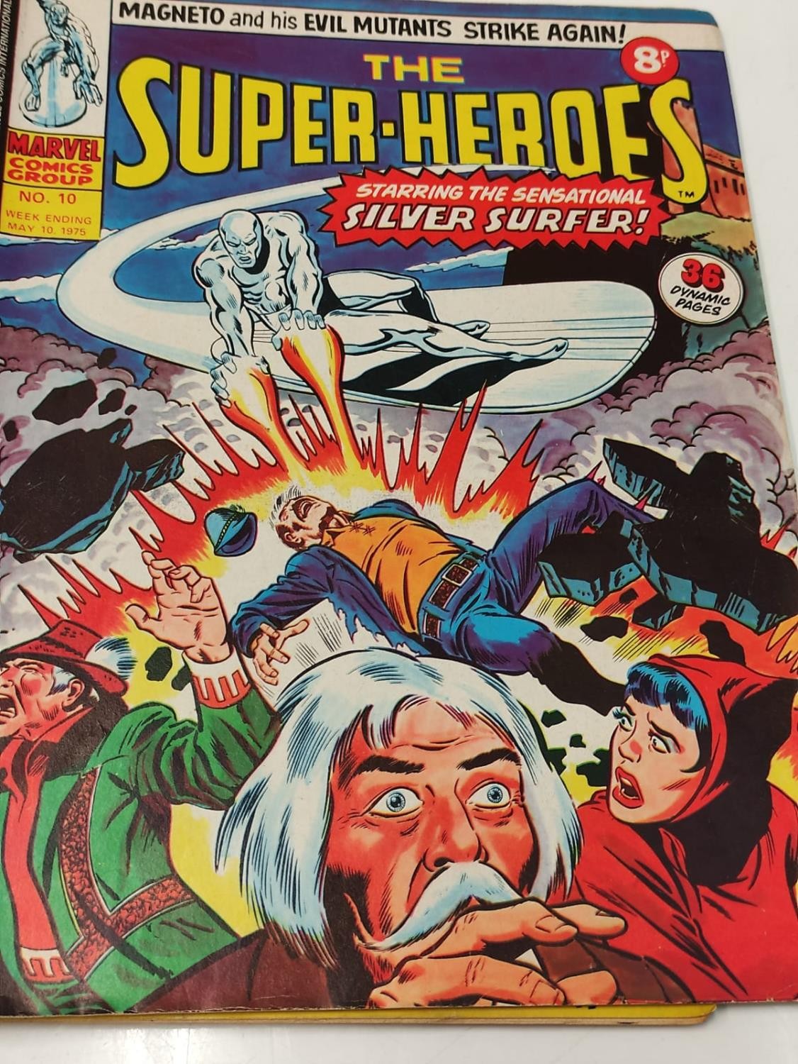 22 x Vintage Marvel Comics "The Super Heroes". - Image 6 of 8