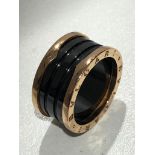 Bulgari gents ring in 18k rose gold with black ceramic; size 60; 10.9g;