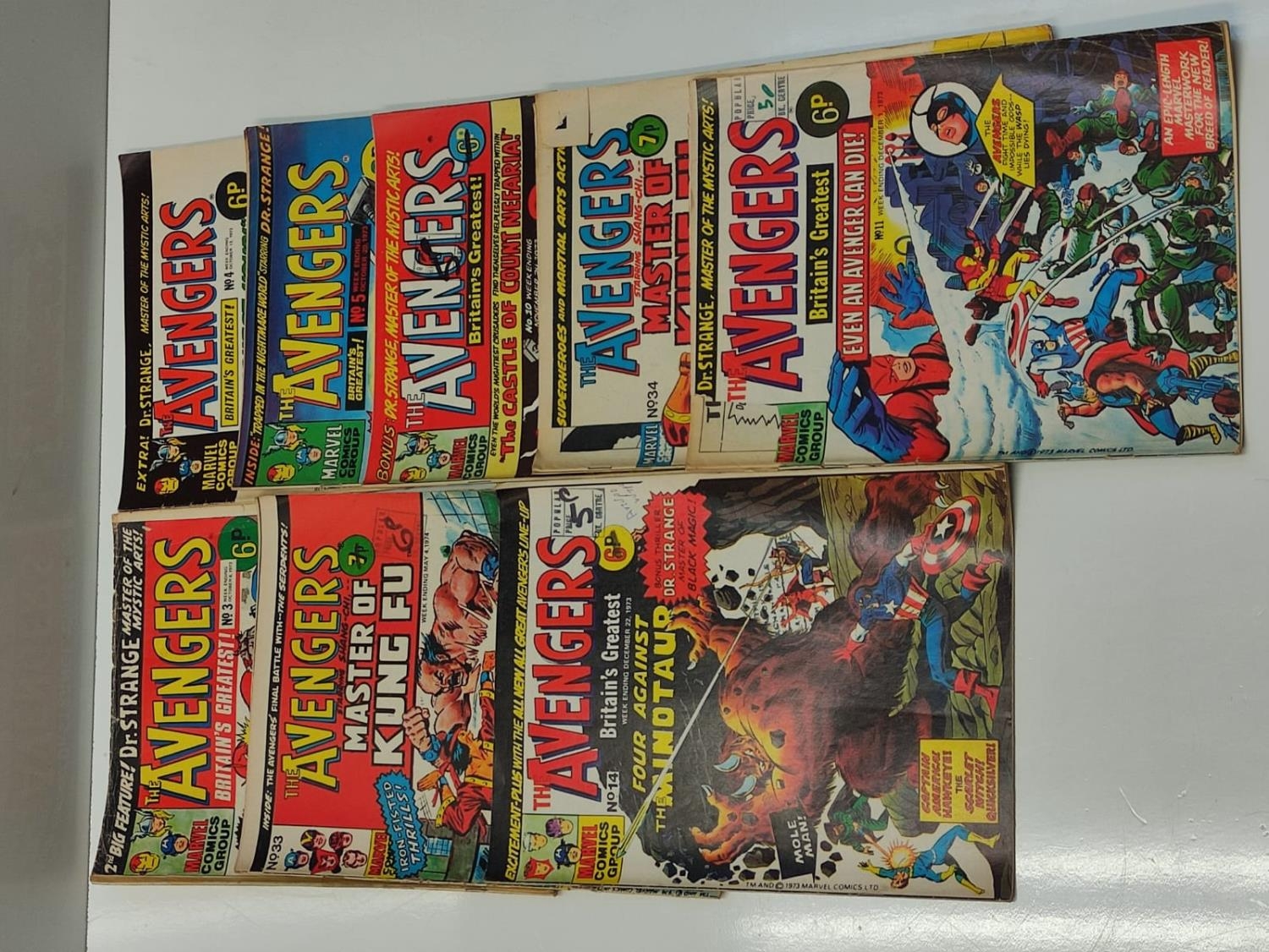 17 editions of Vintage 'The Avengers' Marvel Comics. - Image 10 of 12