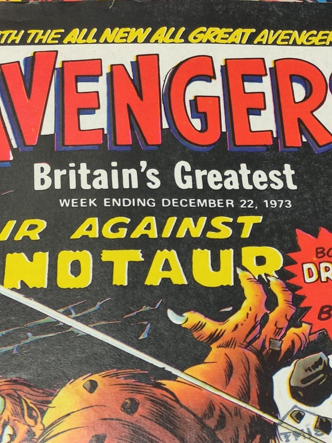 17 editions of Vintage 'The Avengers' Marvel Comics. - Image 7 of 12