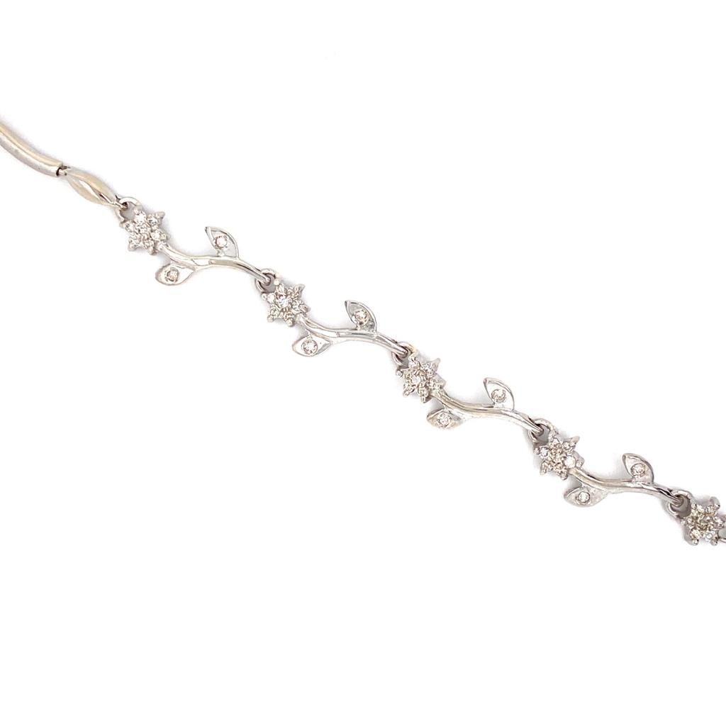 18ct white gold bracelet in leaf design with cluster diamonds, weight 9.3g - Image 2 of 2