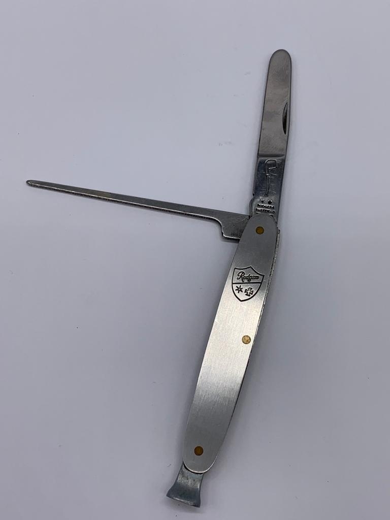 2 x Vintage stainless steel pipe smokers tools in pen knife form. One having the shape of a pipe, - Image 5 of 7