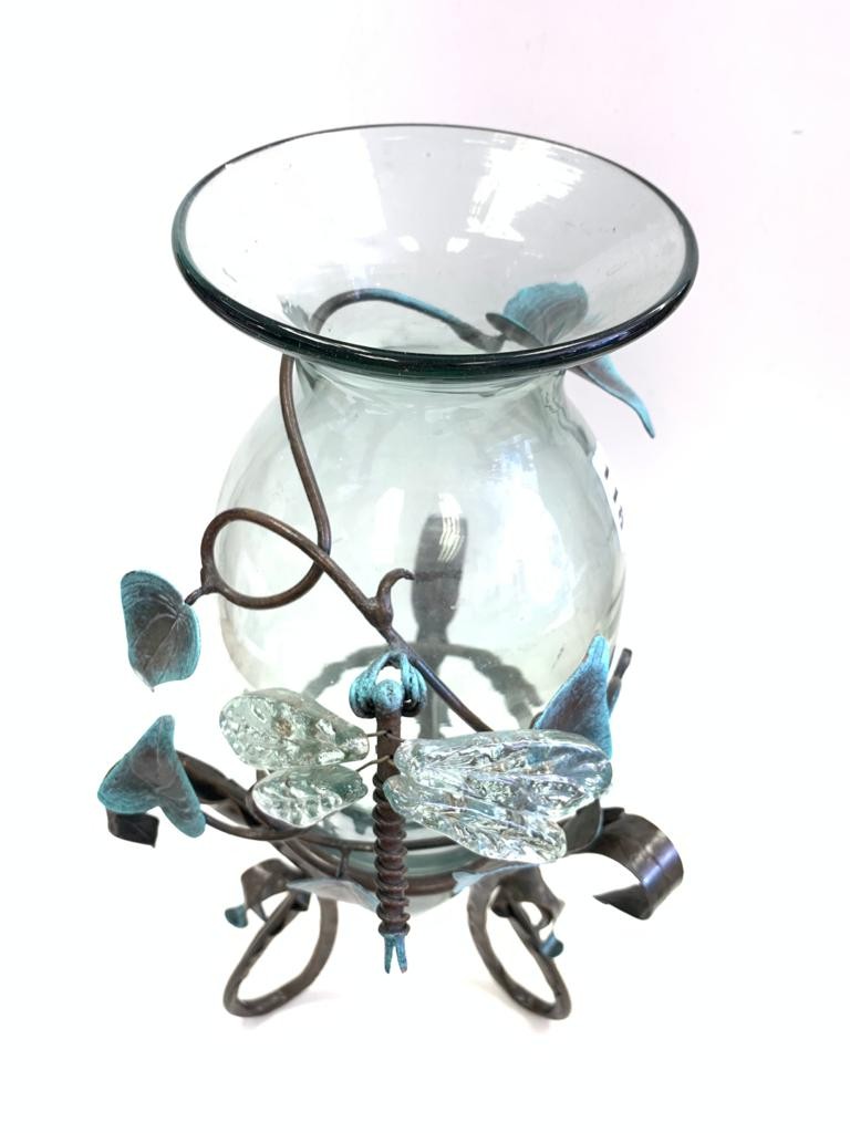 Wrought-Iron sculptured vase with glass dragonfly. 53 cm high. - Image 2 of 6