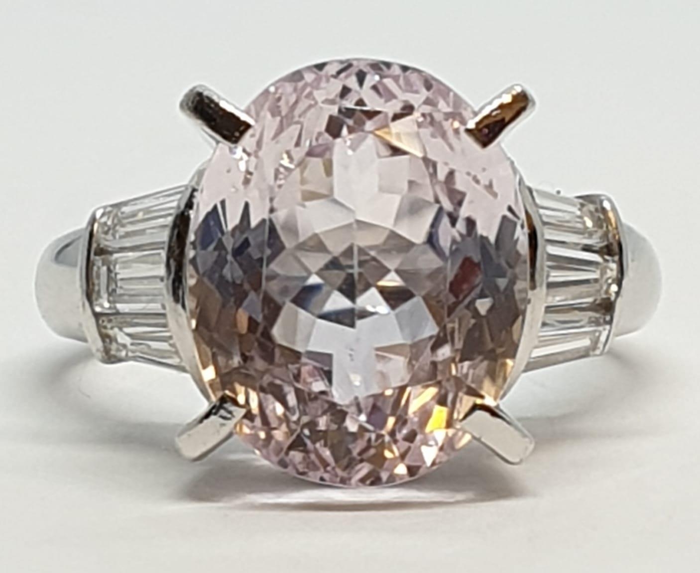 Platinum ring with a large 7.24ct cognizant stone centre and 0.64ct diamonds on shoulders, weight - Image 5 of 13