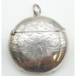 A vintage silver decorated vesta case 24.5g