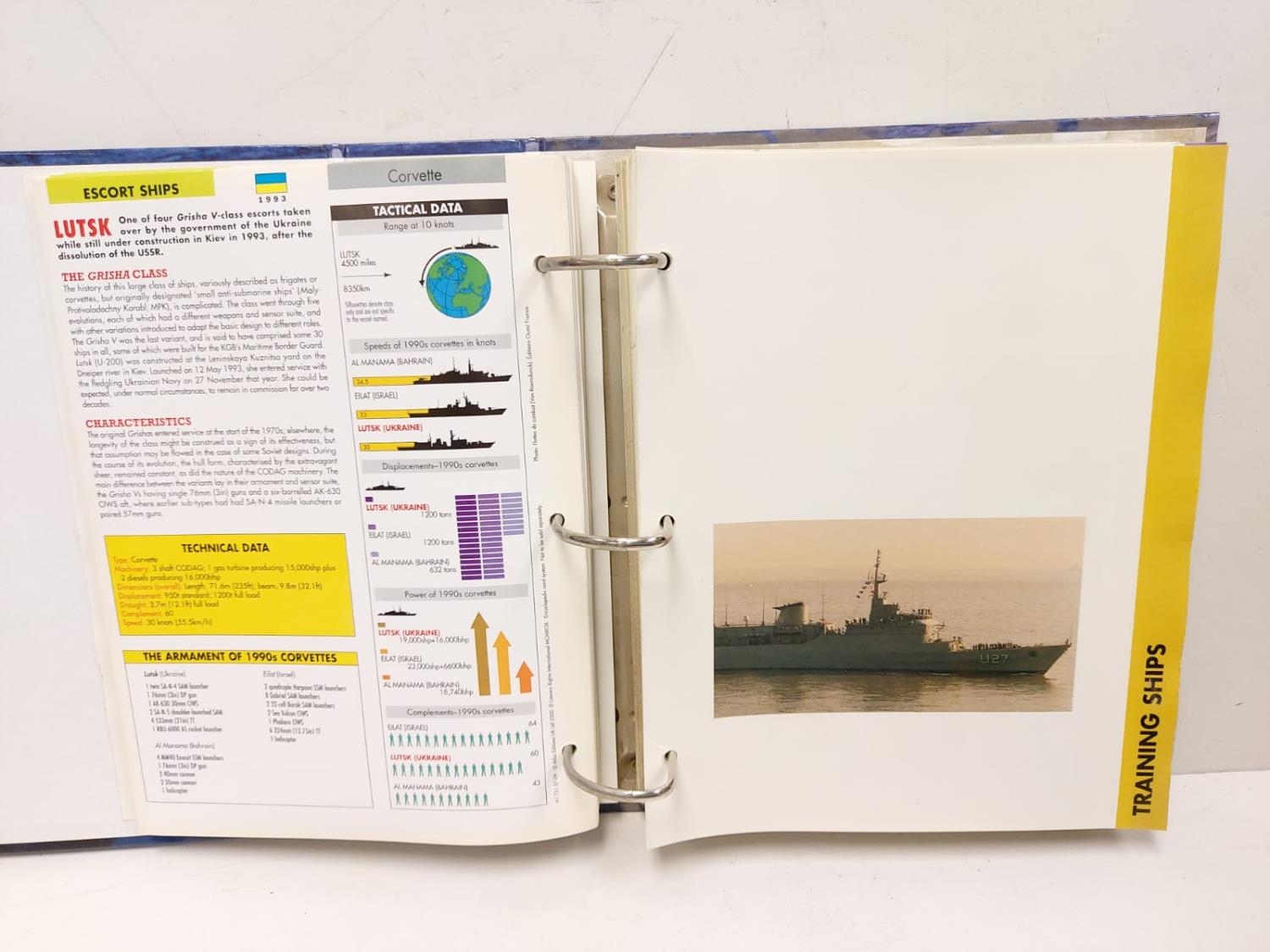 5 Presentation ring binders of Atlas Warship maxi cards & folders. Over 1000 pieces. - Image 2 of 4