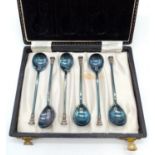 Set of 6x silver spoons London 1960 in original presentation box, weight total 76.5g approx