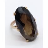 9ct vintage ring with large smoky quartz, size U and weight 8.75g