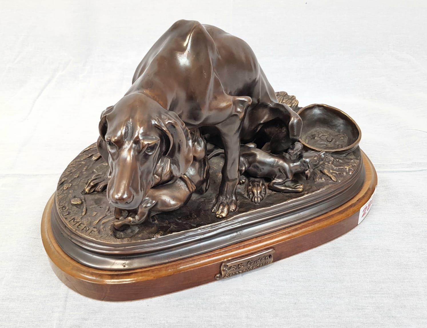 A stunning bronze veritable sculpture of a dog feeding its pups. Made by the sculptor R.S Gerdon. - Image 2 of 4