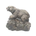 Large and heavy brass bear statue, 35x35x20cm