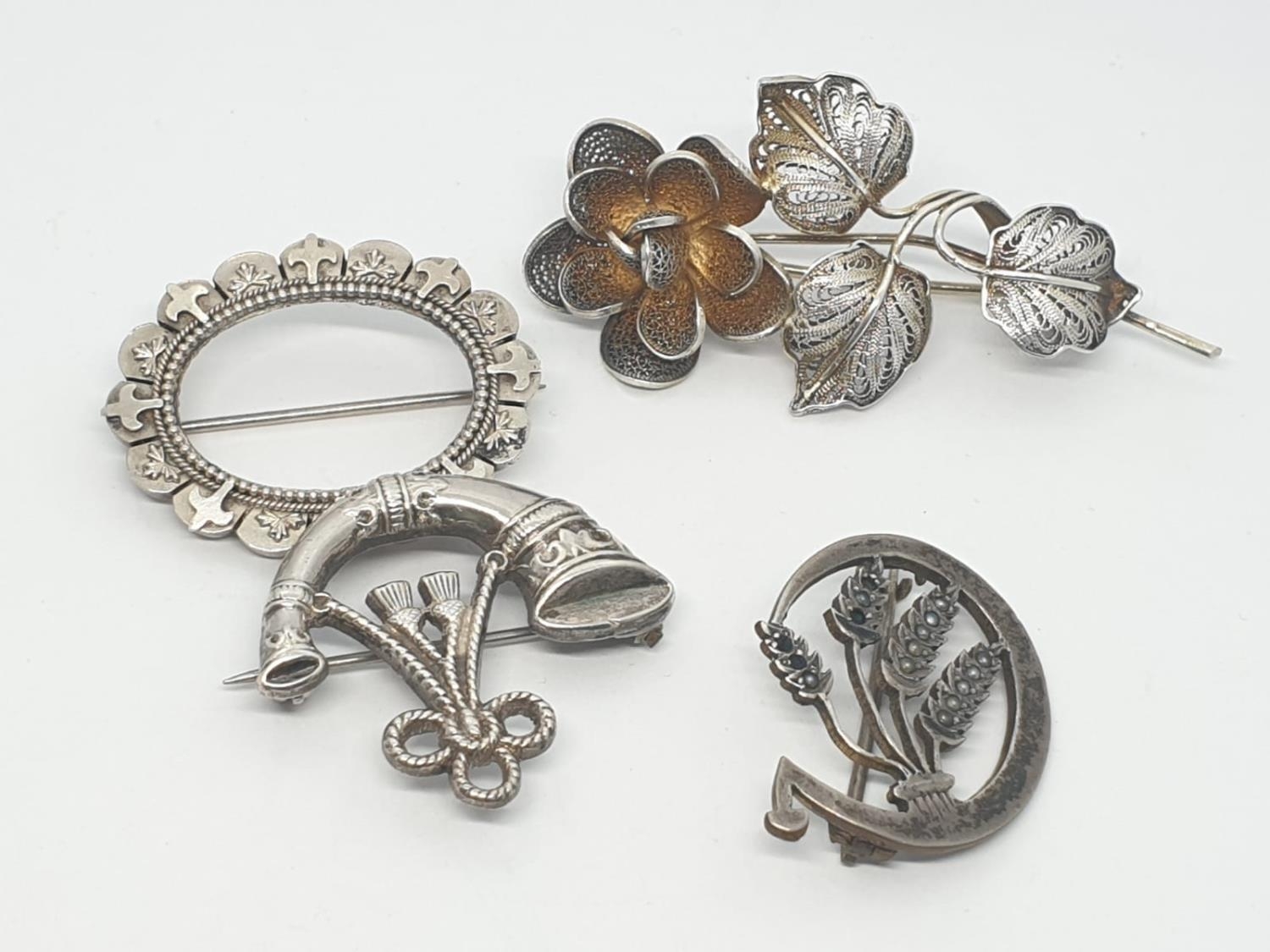 4x assorted vintage silver brooches, weight 20.21g (4)