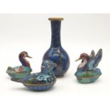 3 enamel and yellow metal ducks and small enamel vase. 10cm in height, 220g in weight