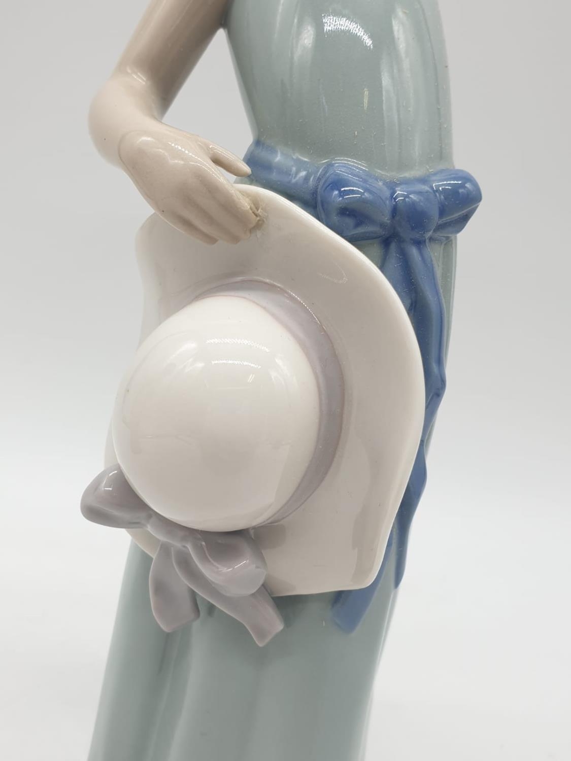 Lladro pair of youthful young girls. 26cm tall. - Image 4 of 12