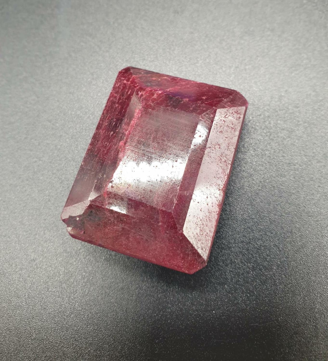 151Ct Natural ruby. Rectangular step. GLI certified - Image 2 of 7