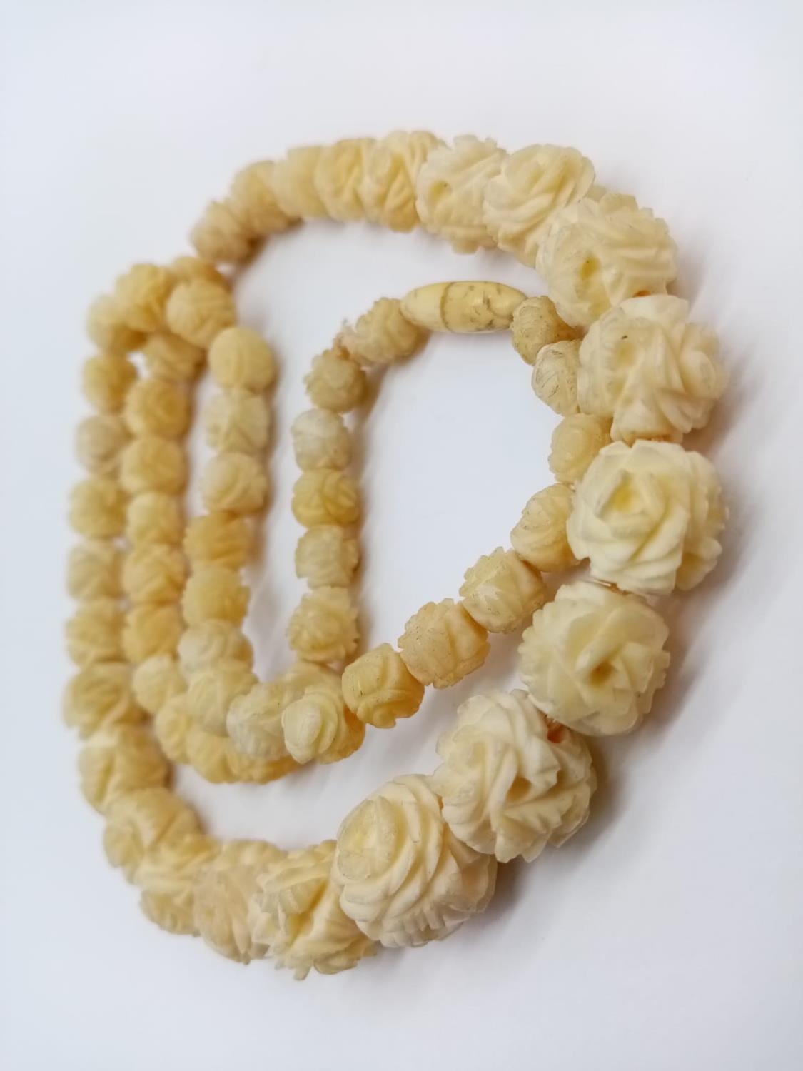Late 19th Century hand crafted graduated ivory necklace 40.5g, 50cm long. - Image 2 of 4