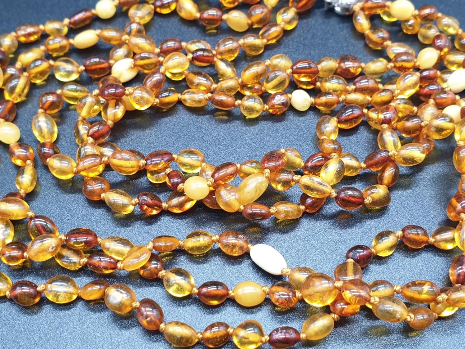 3 Rows Amber Necklace with Silver Clasp 14.8g 45cms - Image 2 of 4