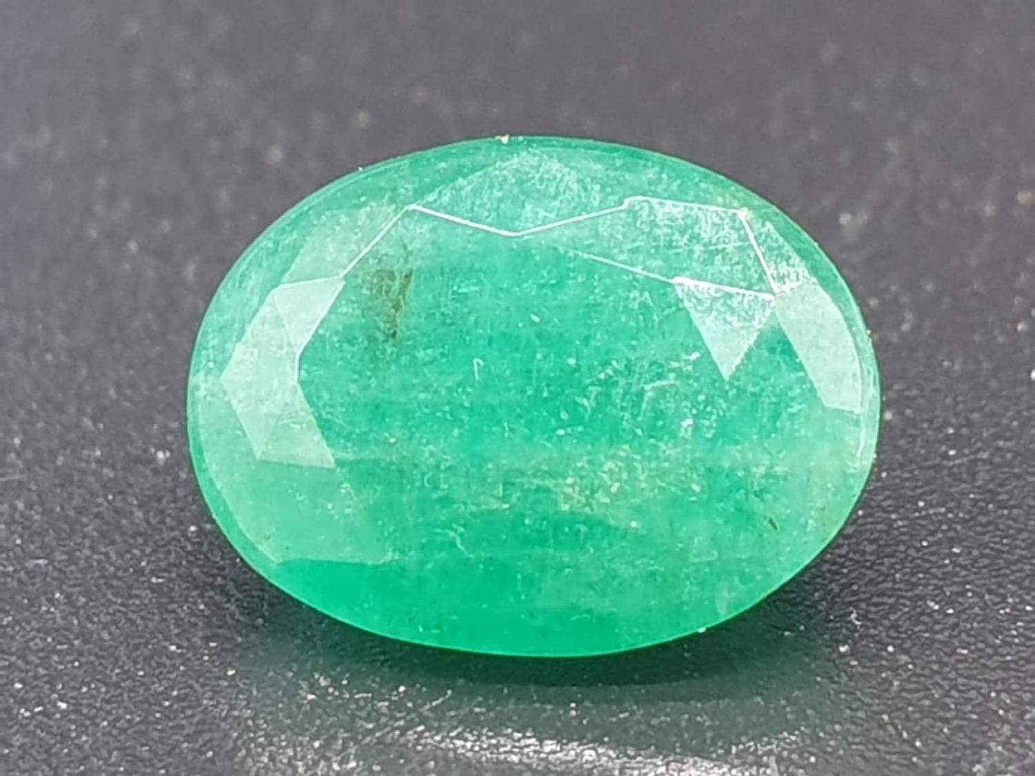 1.78 Ct Natural Emerald. Oval shape. IDT certified