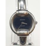 1990's Gucci 1400L Stainless Steel Women's Petite Quartz Watch, New Battery. Full working order.