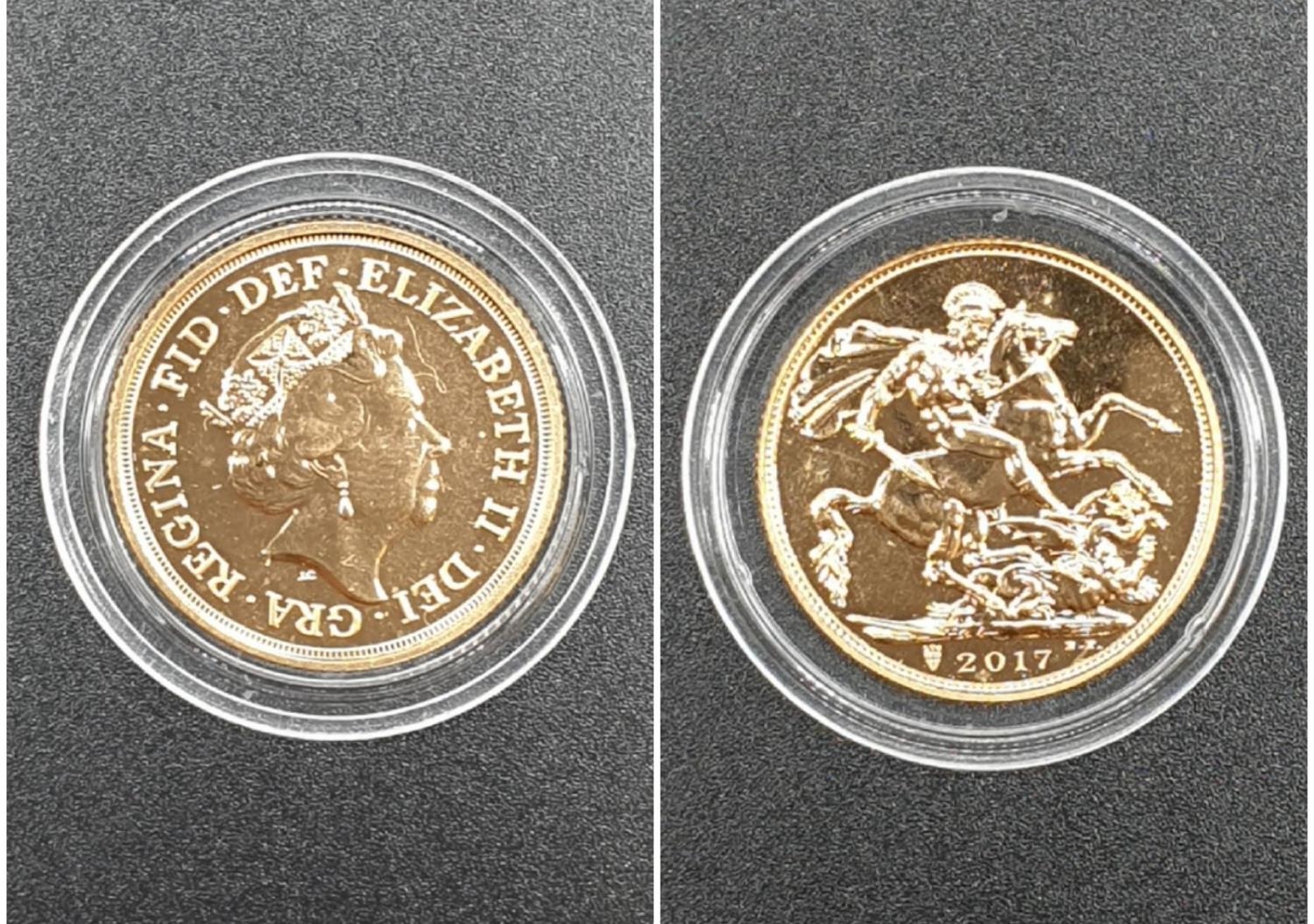 2017 Gold Sovereign in capsule