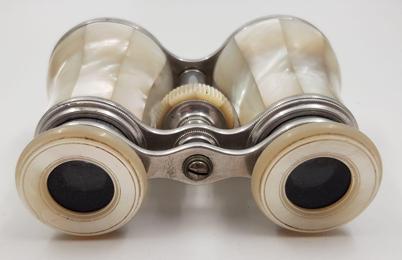 A glorious antique pair of mother of pearl opera glasses made by the famous Pillisher of New Bond - Image 3 of 5