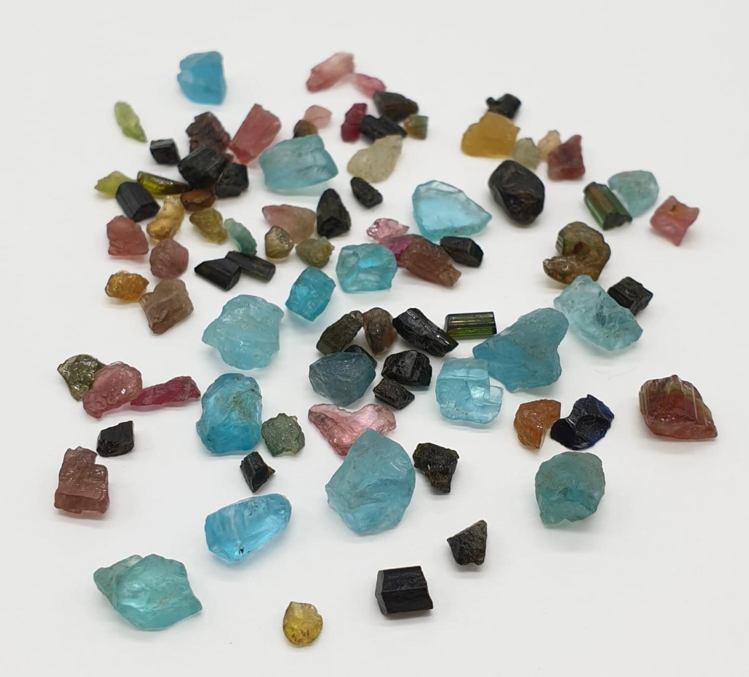 62cts rough tourmalines and apatite gemstone