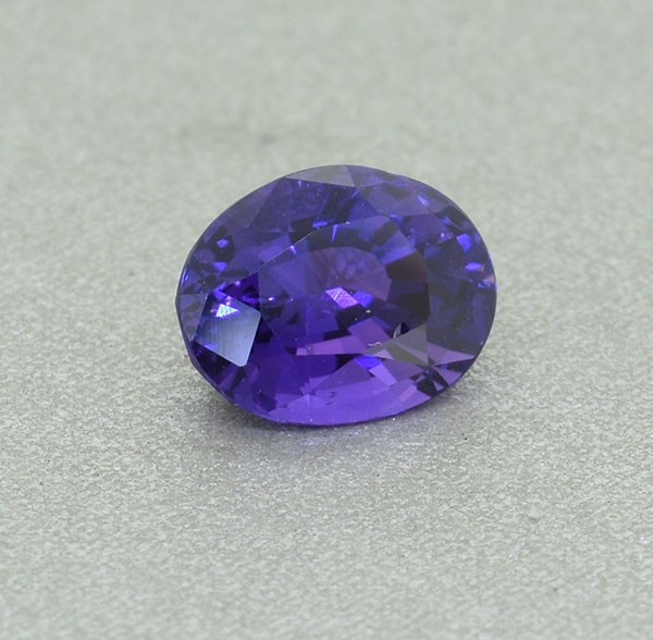 NATURAL COLOR CHANGE SAPPHIRE -4.05 Cts - CEYLAN SRI LANKA - Certificate GIA 7351312034 - Image 2 of 4