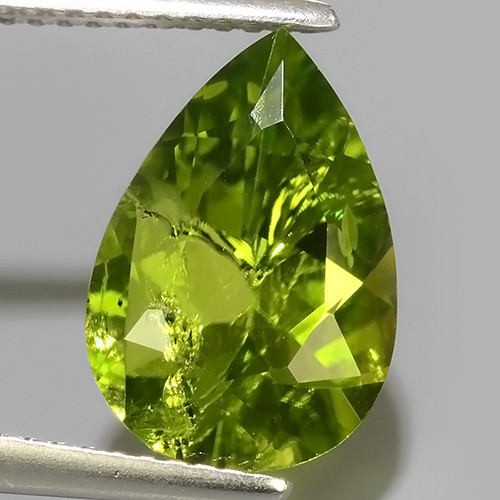 NATURAL PERIDOT - HIMALAYA - 3.85 Cts - Certificate GFCO Swiss Laboratory - Image 2 of 3