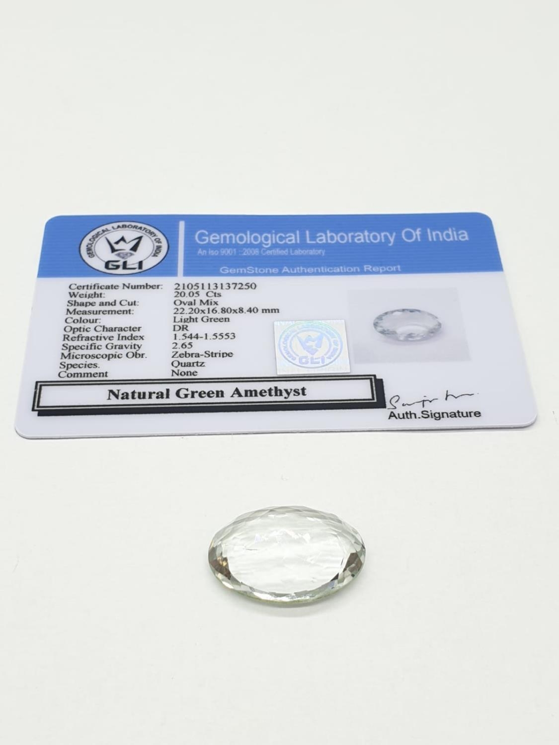 20.05 Cts Natural green amethyst. Oval mixed stone. GLI certification included. - Image 2 of 2