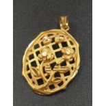 21ct Yellow Gold Flower PENDANT. 3.5g 20 x 15 mm