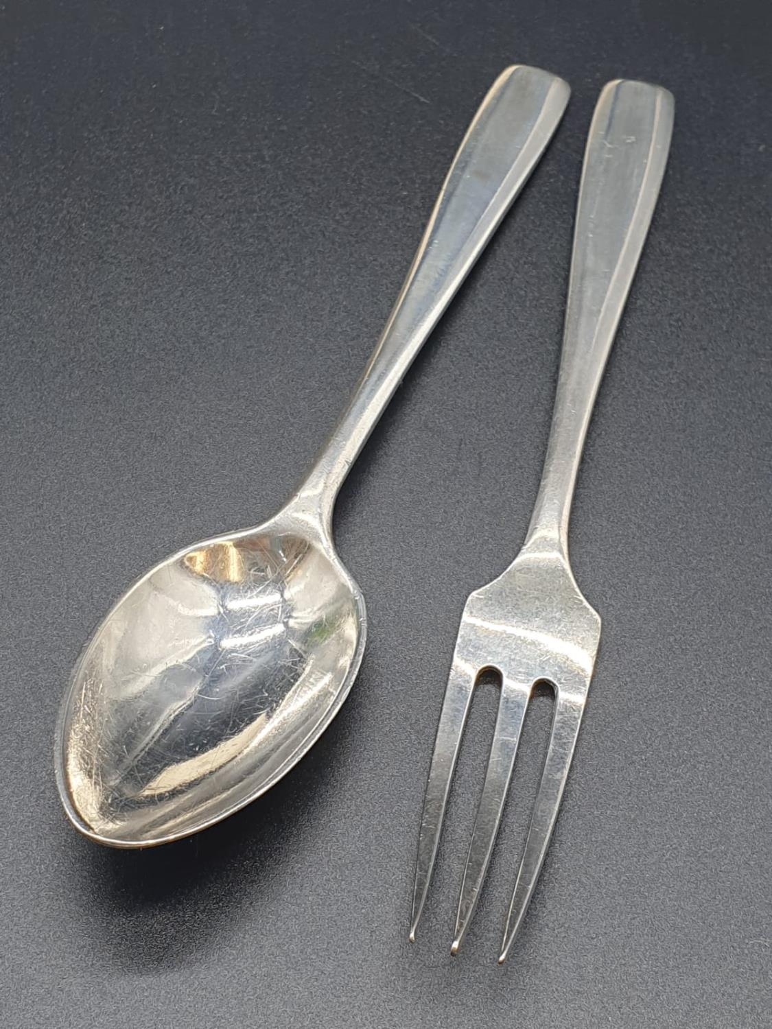 Mappin & Webb 1938 silver spoon and fork set. Length 15cm. Total weight 78 grams - Bild 2 aus 5