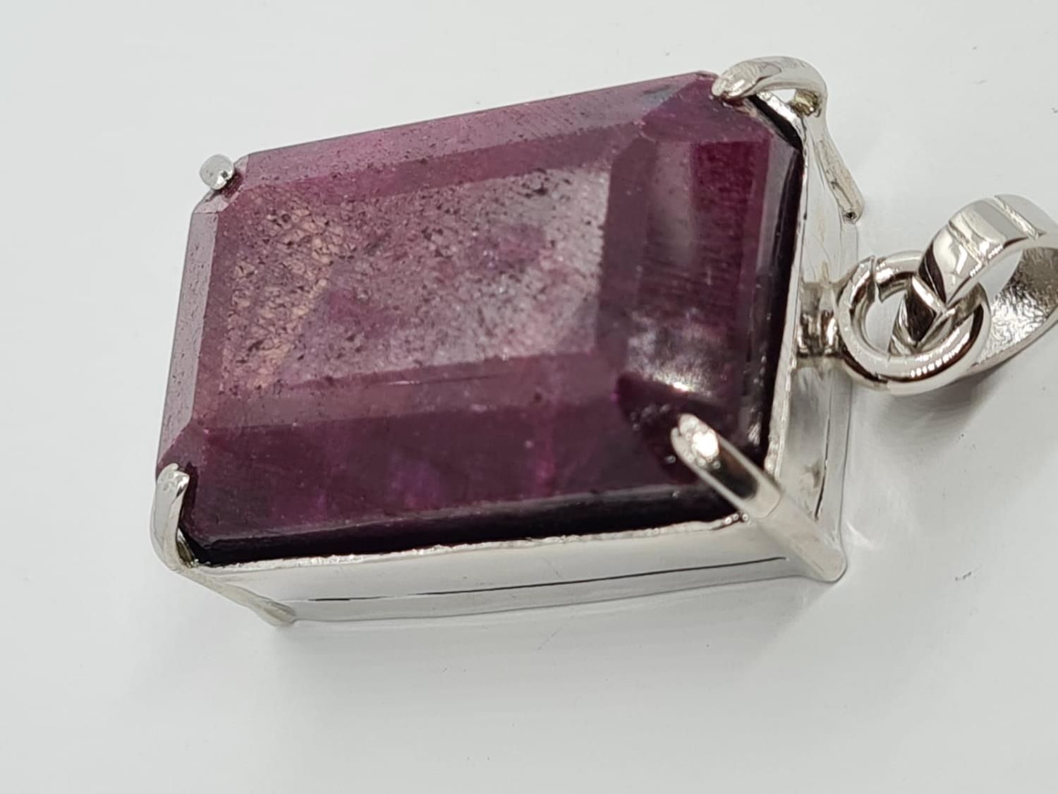 Massive Ruby Gemstone Pendant with a 100ct plus Ruby Stone in 925 Silver, weight 50g and size 5x3. - Image 3 of 6