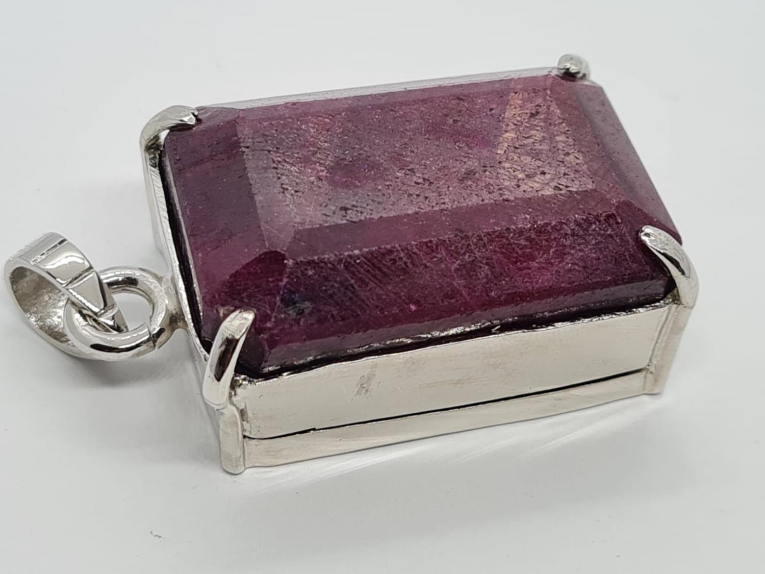 Massive Ruby Gemstone Pendant with a 100ct plus Ruby Stone in 925 Silver, weight 50g and size 5x3. - Image 2 of 6