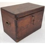 A FIRST WORLD WAR WOODEN AMMUNITION BOX CONVERTED TO A TOOL BOX (LOCK NEEDS ATTENTION) A/F