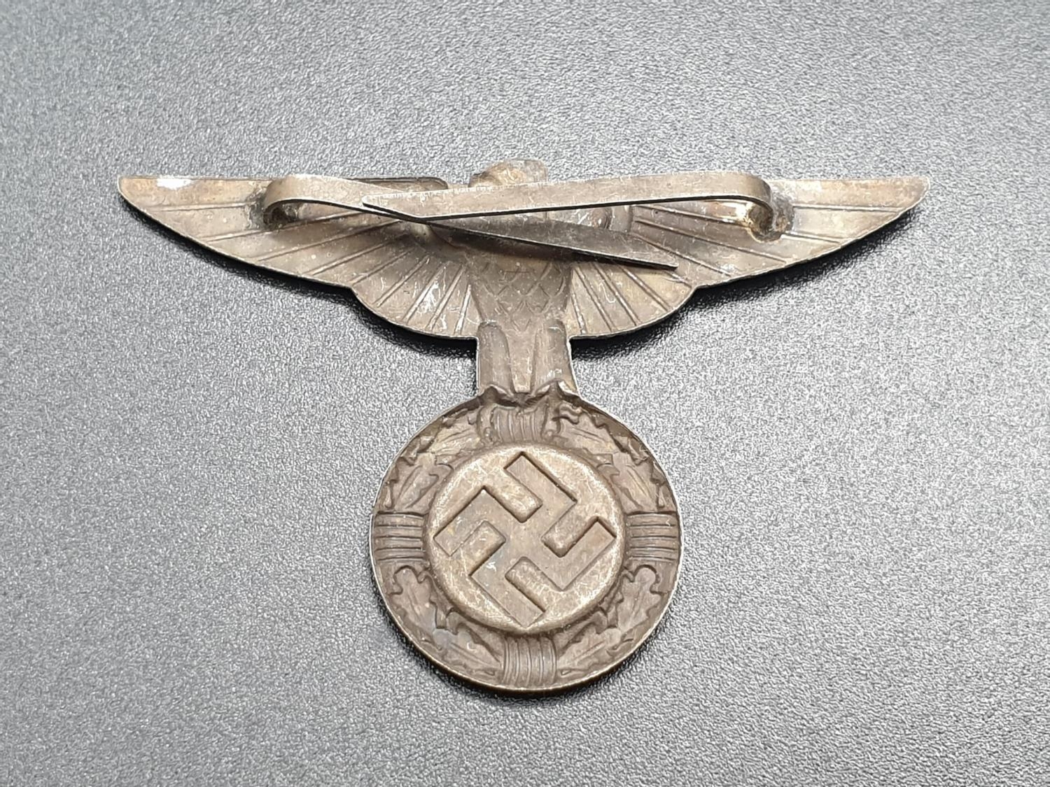 3rd Reich Political Leaders Cap Badge - Image 2 of 2
