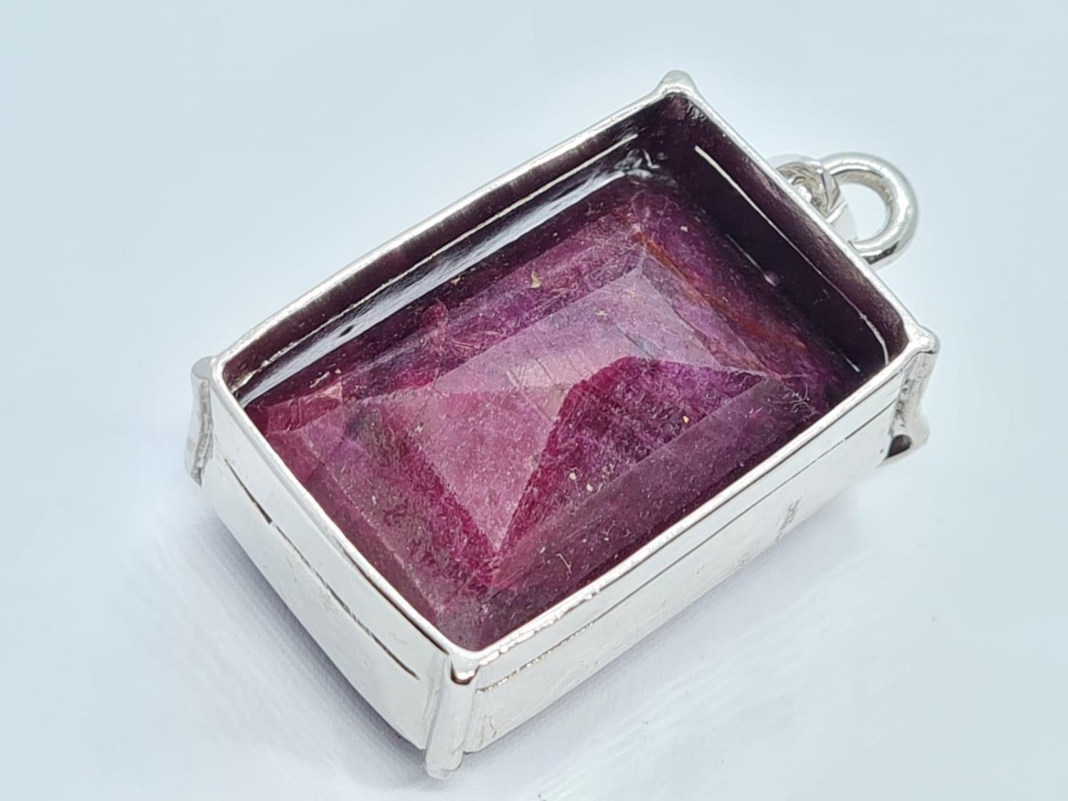 Massive Ruby Gemstone Pendant with a 100ct plus Ruby Stone in 925 Silver, weight 50g and size 5x3. - Image 4 of 6