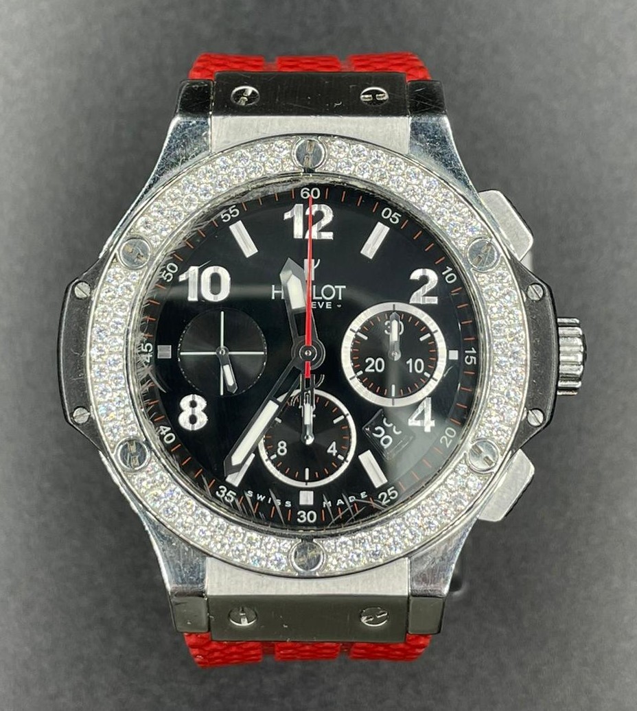 Hublot Big Bang chronometer watch with black face and original diamond dial
