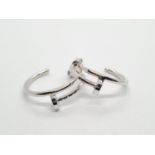 PAIR OF 9CT WHITE GOLD CARTIER STYLE EARRINGS, WEIGHT 5.5G