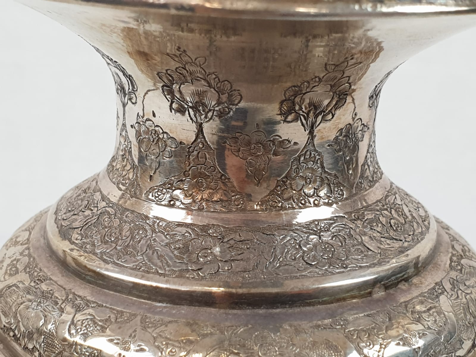 Very large antique Persian solid silver hand engraved twin handled vase, weight 838g , H35.7 X W15. - Image 10 of 19