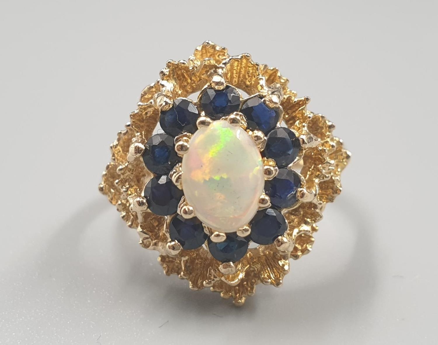 9K YELLOW GOLD OPAL & SAPPHIRE CLUSTER RING WEIGHT 5.2G SIZE O