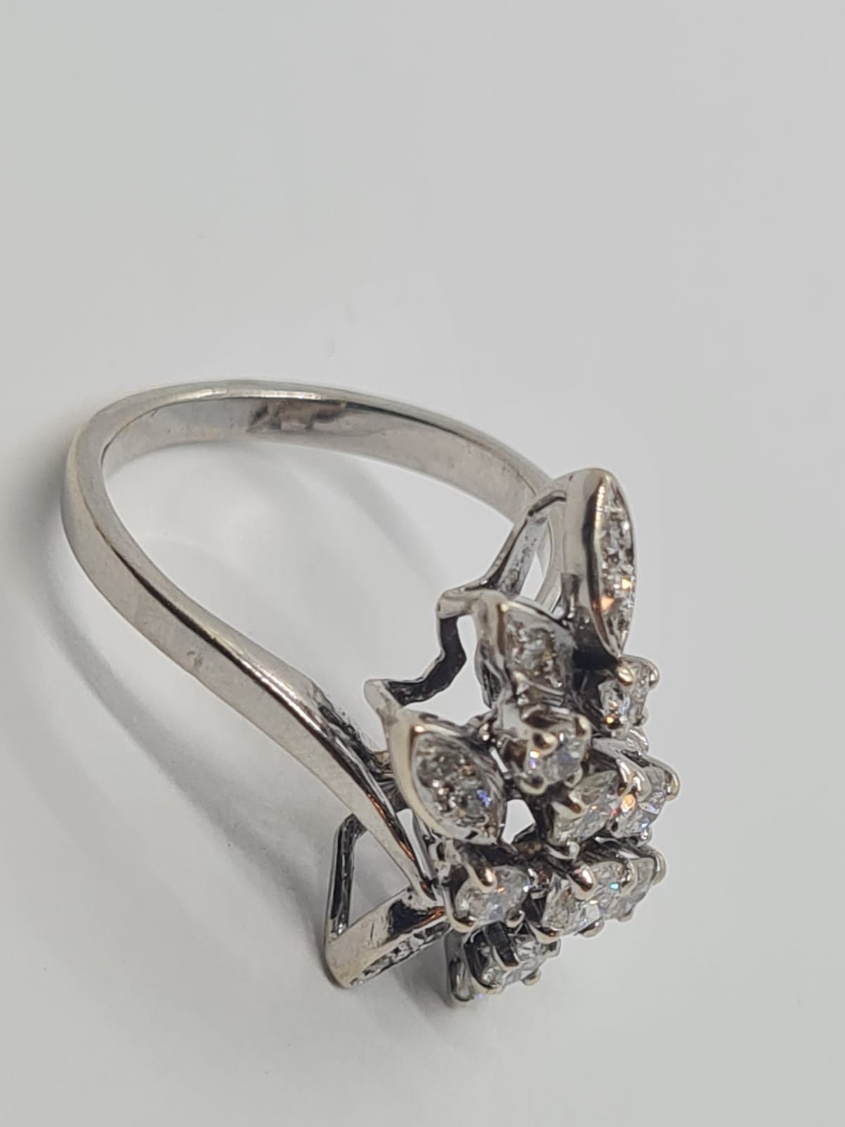 18k white gold French diamond cluster ring with over 1ct quality diamonds, weight 5.2g and size J1/2 - Image 5 of 6