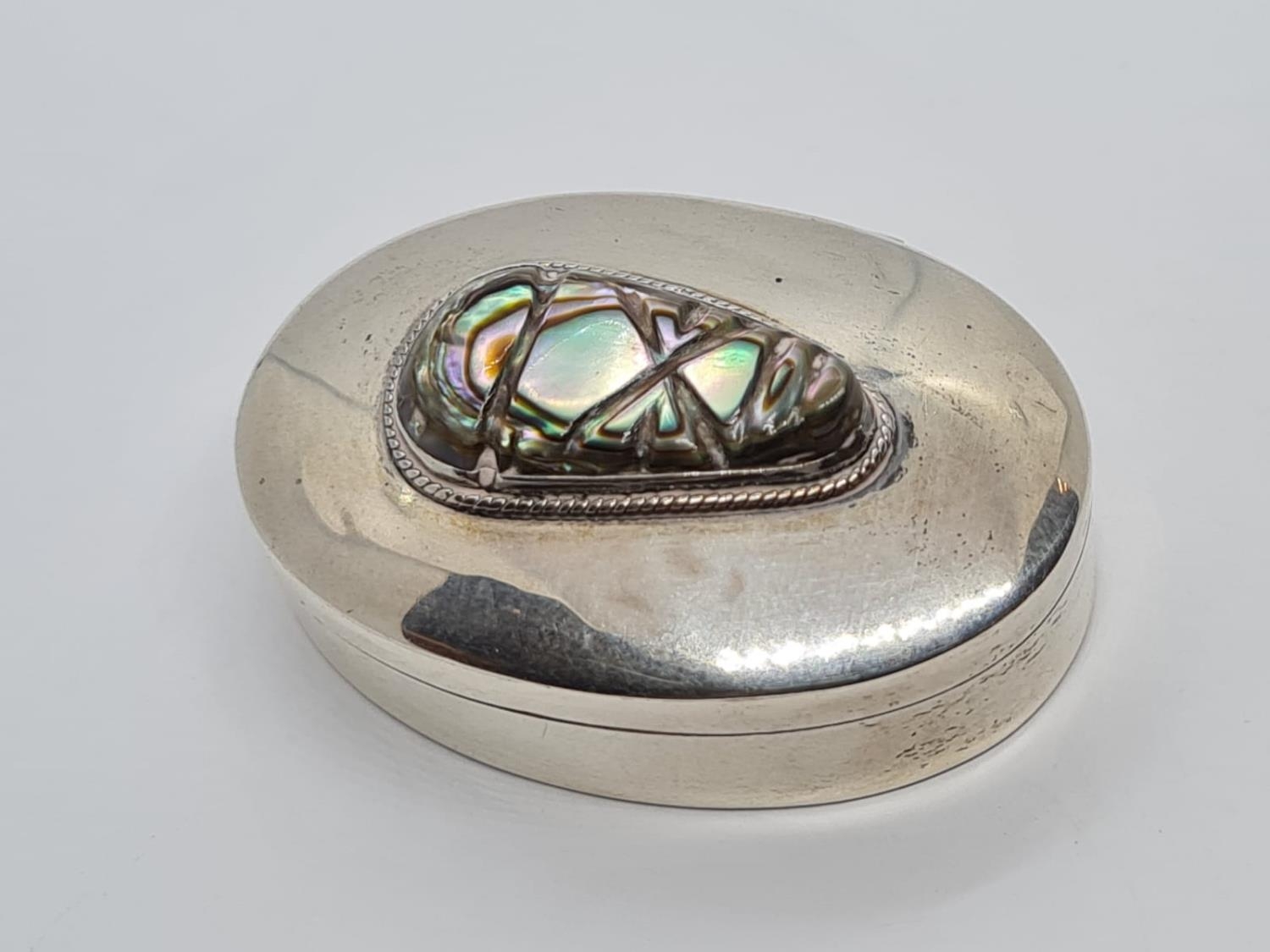 Sterling Silver Pill Box, Decorated with Mother of Pearl. 4 x 3cm. 9.9g
