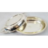 Silver Plate Oval Chaffing Dish and Cover. Tight fitting removable Pyrex interior. Pyrex