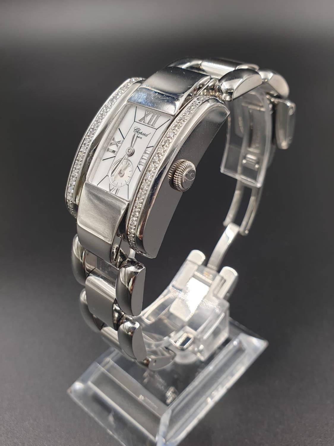 A CHOPARD OF GENEVA LADIES WRIST WATCH WITH DIAMOND ENCRUSTED SHOULDERS, AS NEW. QUARTZ MOVEMENT - Image 2 of 12