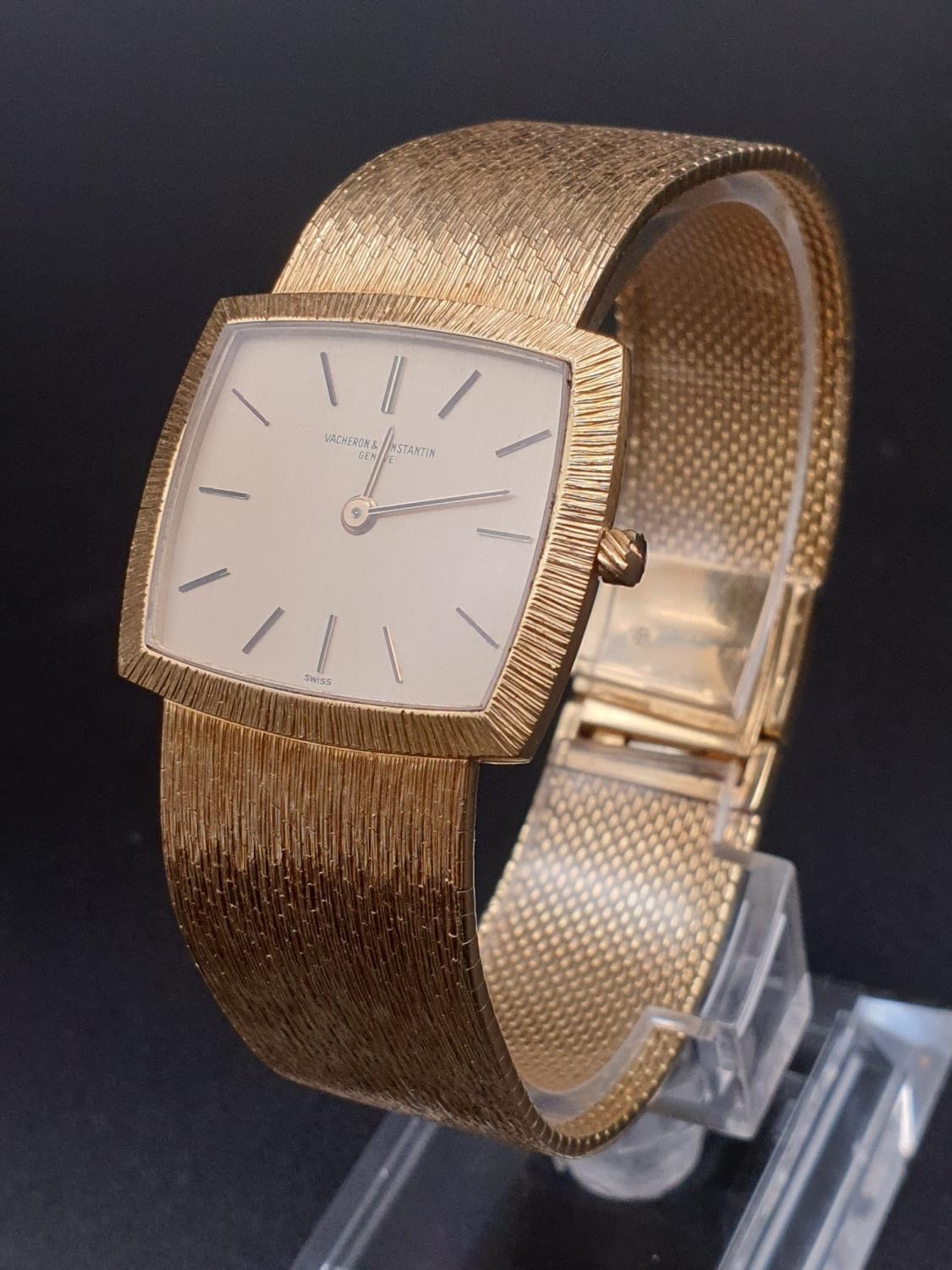 A VACHERON CONSTANTIN LADIES 18K WATCH WITH SQUARE FACE AND SOLID GOLD STRAP. 30MM - Image 2 of 10
