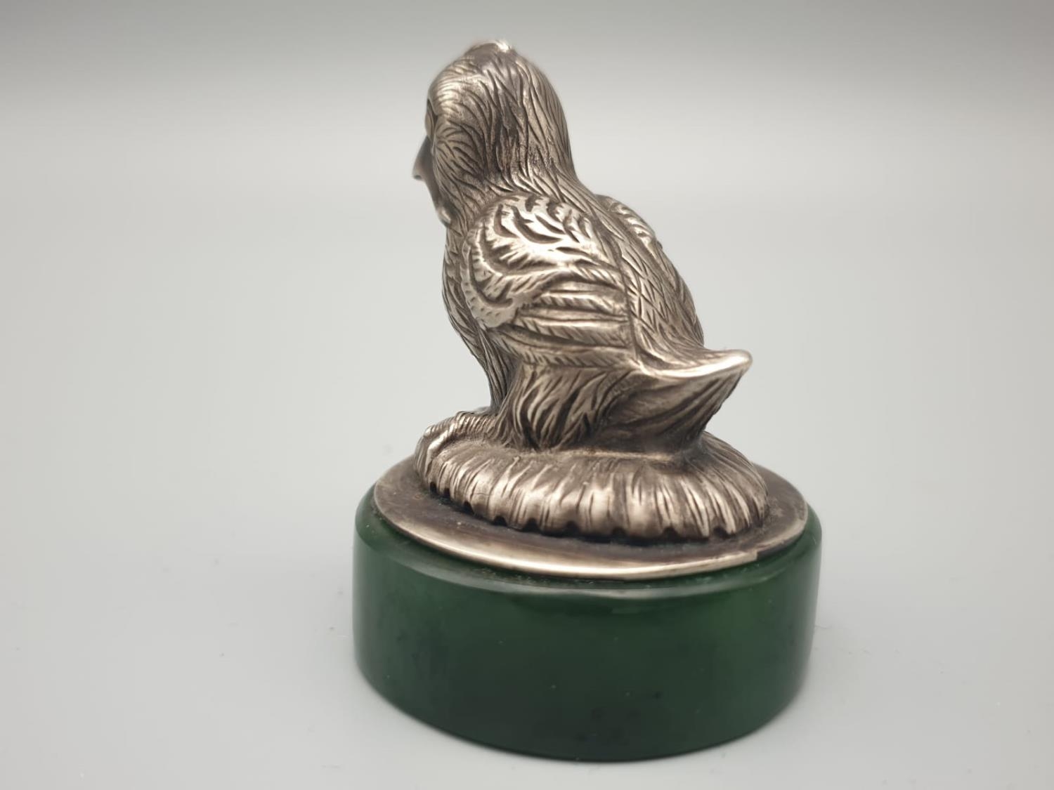 Russian silver and jade paperweight in the form of a canary bird in original box. 64.3gms 5.5cms - Image 3 of 9