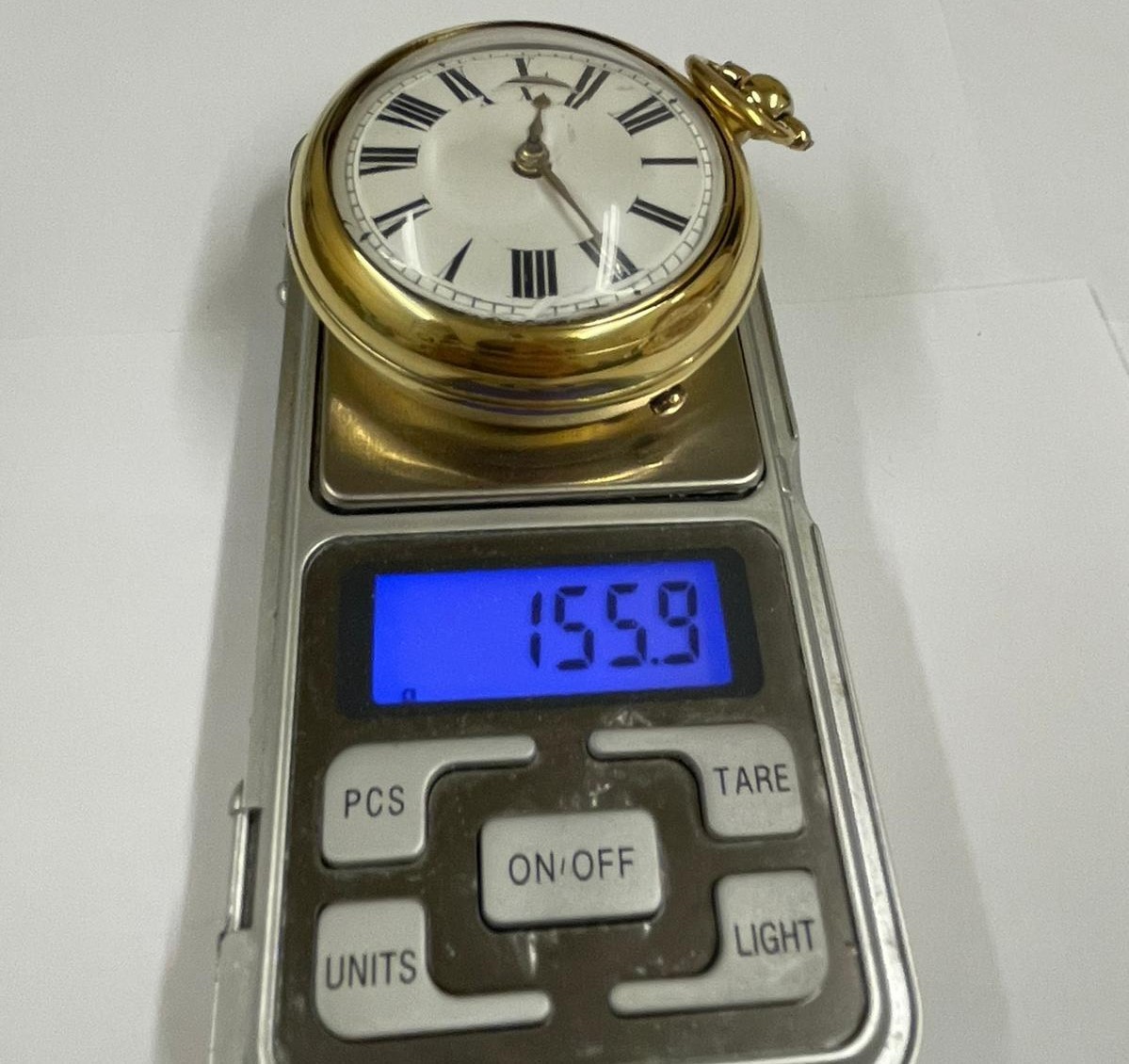 Antique yellow metal verge fusee pocket watch, working, 155.9g but sold with no guarantees - Image 3 of 9