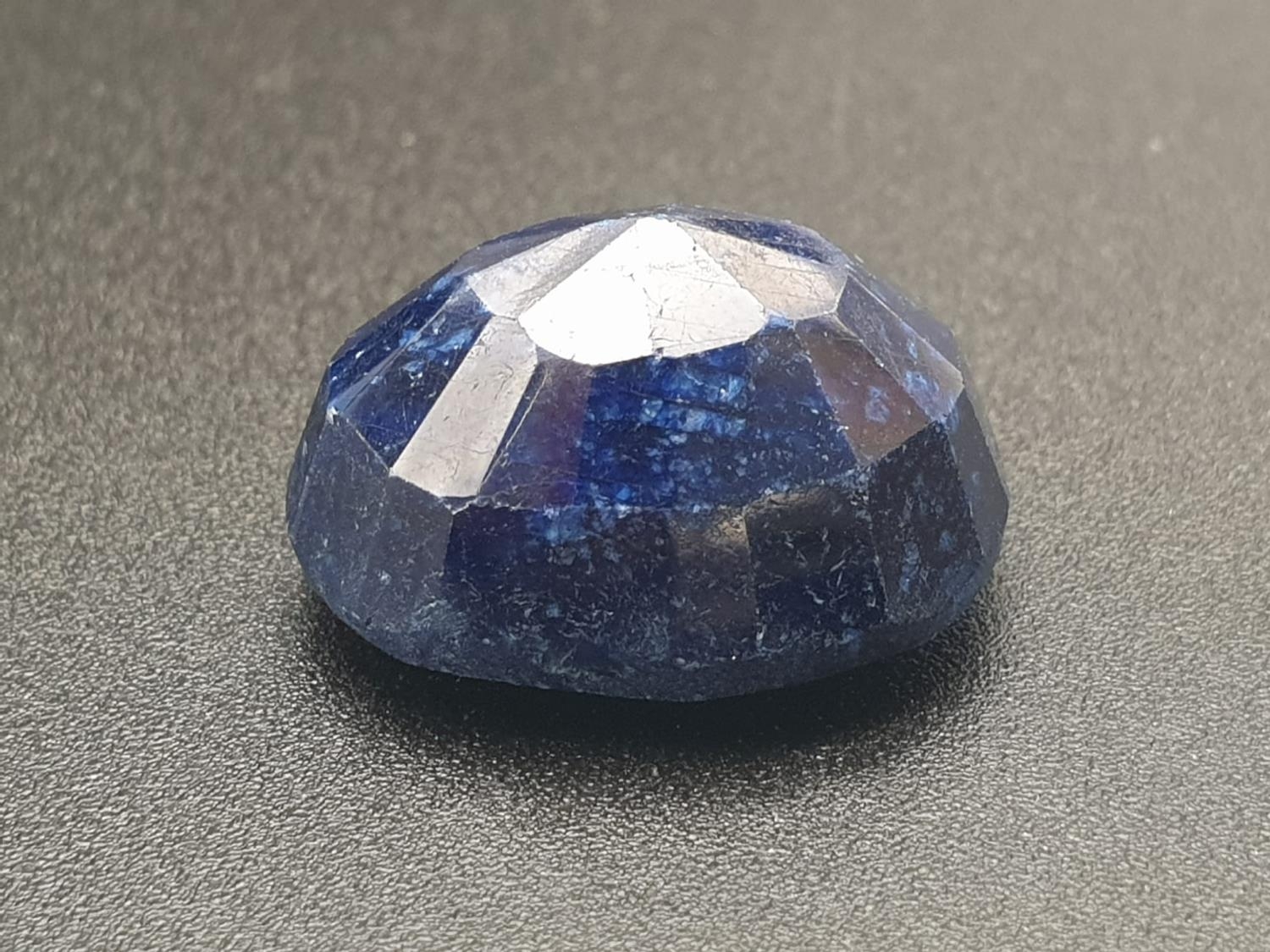 28.44 Cts Natural Sapphire stone Oval cut. IDT certified - Image 2 of 4