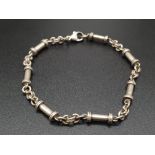 Silver Bar Link Bracelet. 19cm. 10.78g