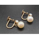 Pair Vintage 9K Yellow Gold Pearl Earrings. 1.8g